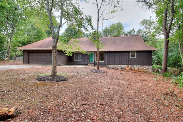 $400,000 | 2523 Empire Forest Drive | Tucker