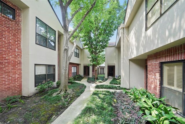 $379,000 | 2454 Bering Drive, Unit 2454 | Galleria