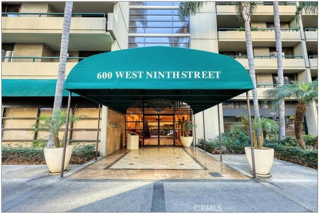 $2,300 | 600 West 9th Street, Unit 902 | Downtown Los Angeles