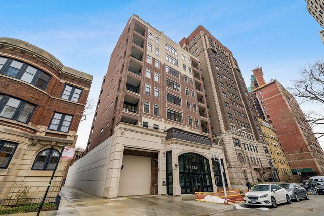 $5,130 | 434 West Melrose Street, Unit 802 | Lake View East