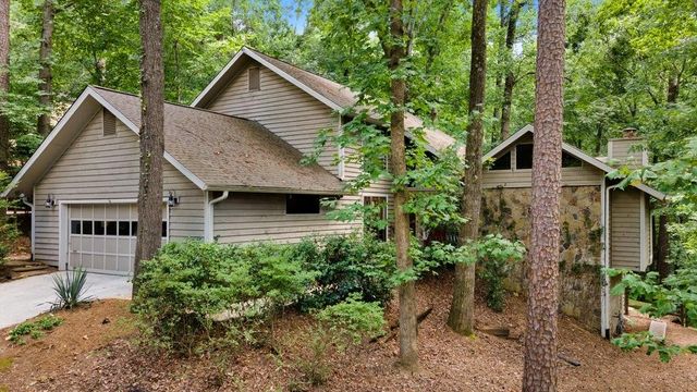 $615,000 | 1625 Branch Valley Drive | Martin's Landing