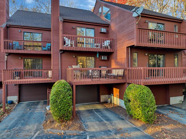 $349,900 | 97 West Main Street, Unit 23 | East Lyme