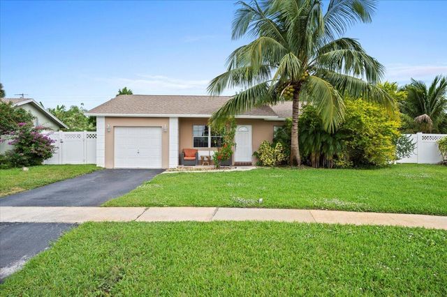 $498,000 | 19309 Carolina Circle | American Homes Boca Raton