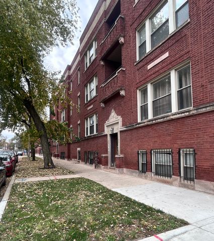 $179,999 | 4847 South Vincennes Avenue, Unit 202 | Bronzeville