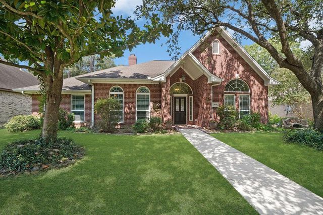 $399,900 | 3808 September Drive | Baytown