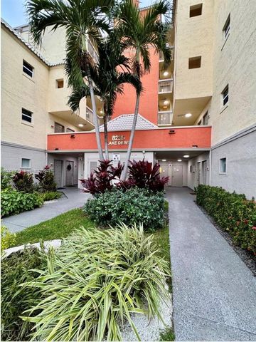 $2,100 | 8235 Lake Drive, Unit 204 | Doral