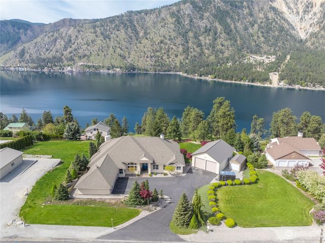 $1,699,000 | 1845 Summit Boulevard