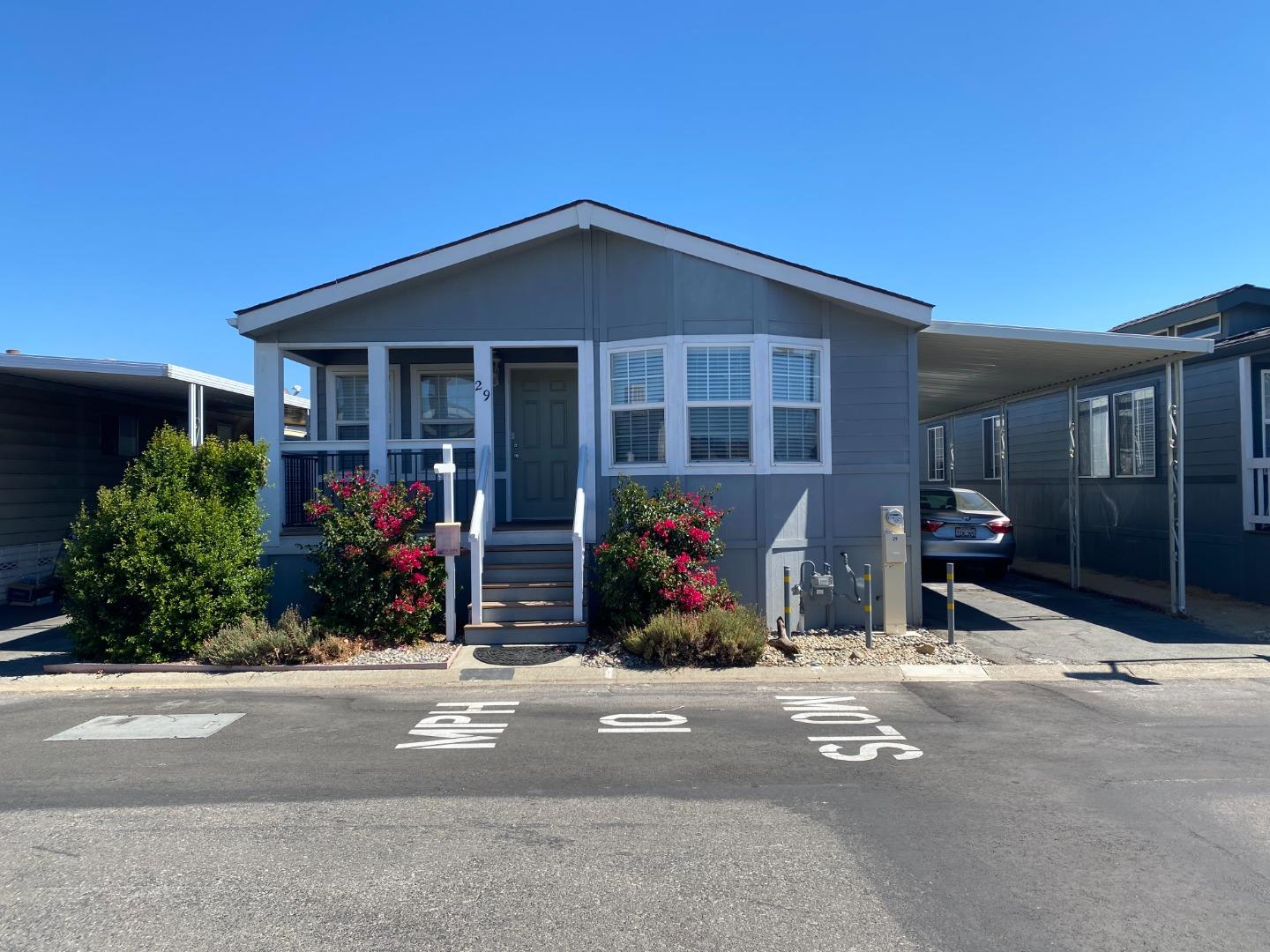 a view of a house with garage