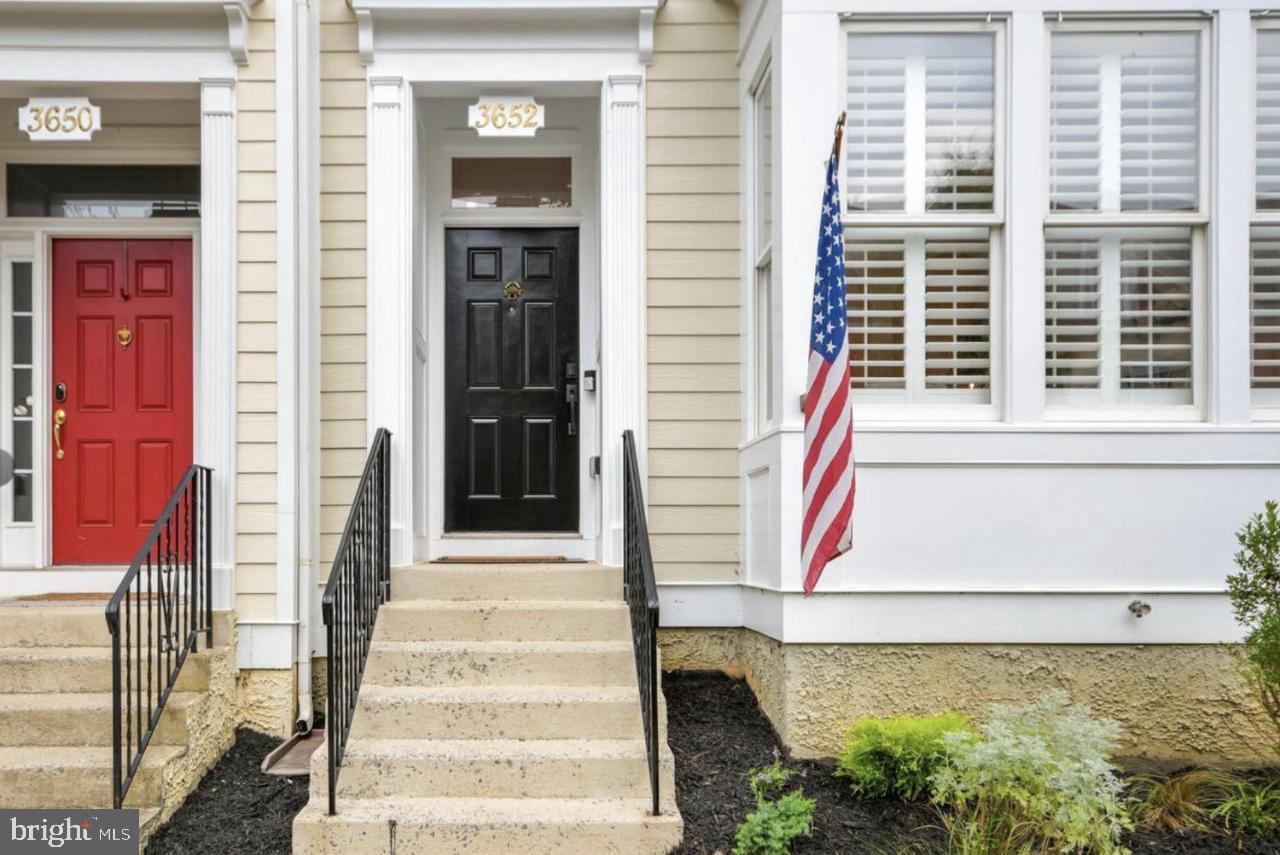 a view of a entryway of a house