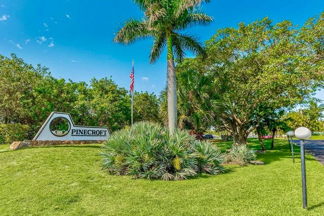 $259,500 | 8259 Southeast Croft Circle, Unit L3 | Hobe Sound