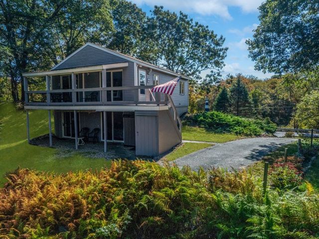 $525,000 | 380 Shore Road | Westerly