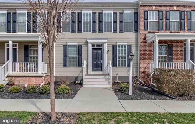 $2,350 | 404 Line Road | Silver Spring