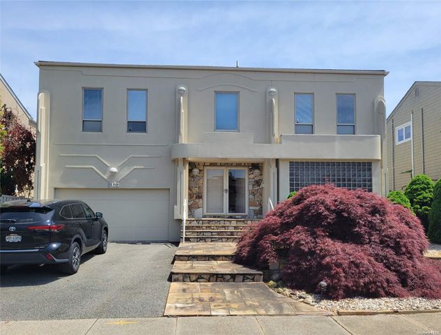 $5,800 | 3123 Judith Drive | Bellmore