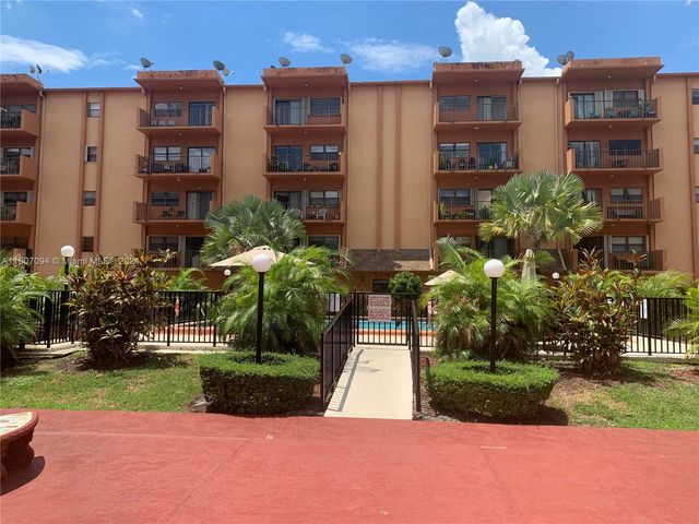 $270,000 | 1800 West 54th Street, Unit 302 | Hialeah