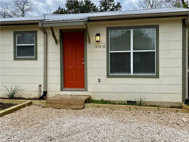 $950 | 1018 Mead Street, Unit B | Dunbar