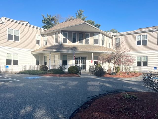 $258,905 | 63 Central Street, Unit 203 | North Reading