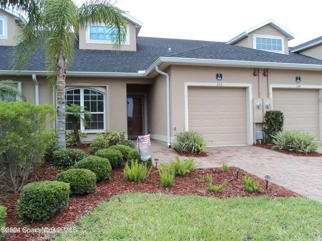 $312,000 | 560 Remington Green Drive Southeast, Unit 103 | Bayside Lakes