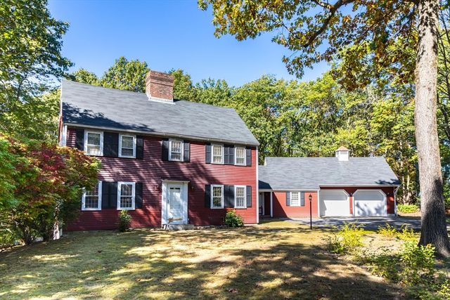 $584,900 | 123 Apple Tree Hill Road | Fitchburg