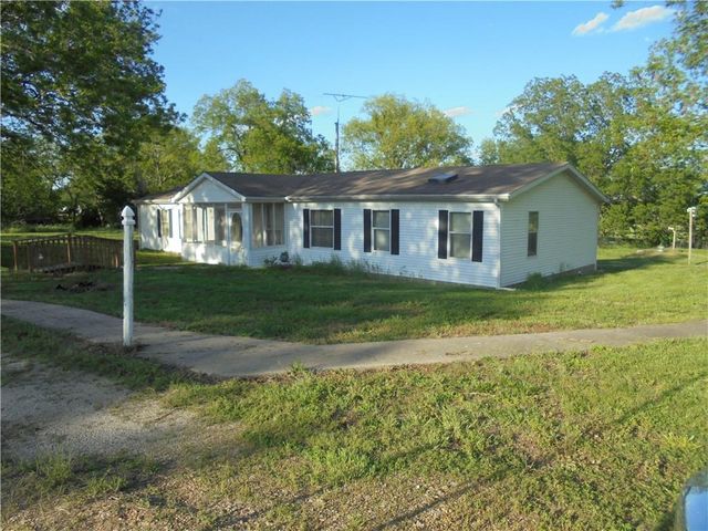 $260,000 | 8731 Ottawa Road | Cedar Township - Wilson County