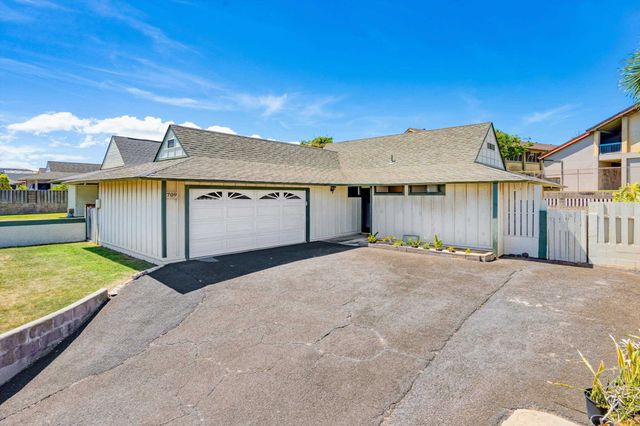 $975,000 | 709 Kaulu Place | Kahului