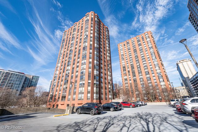 $2,800 | 901 South Plymouth Court, Unit 1205 | Dearborn Park