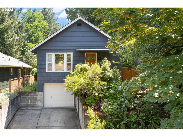 $549,900 | 2726 Southeast 32nd Avenue | Richmond