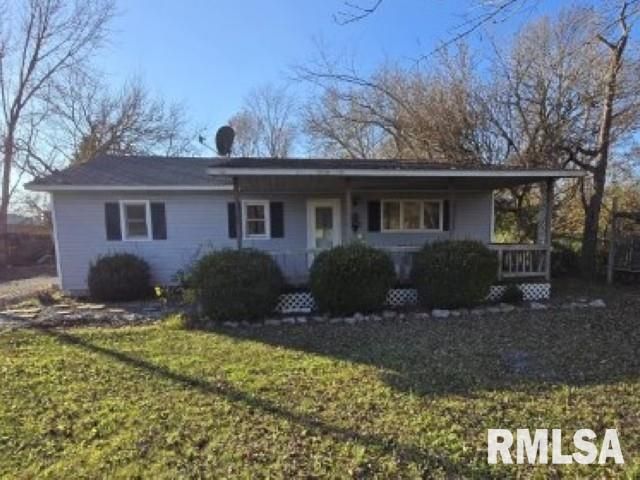 $70,000 | 12 Mitchell Drive | Wayne City