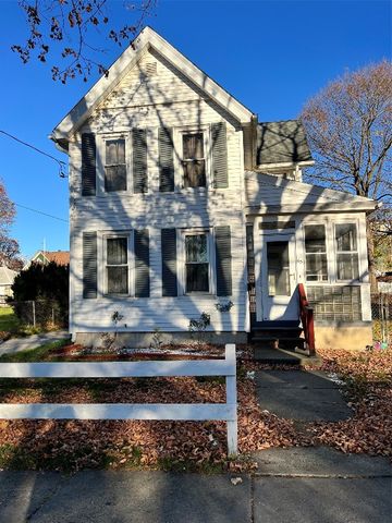 $1,700 | 65 Tompkins Street | Southside East