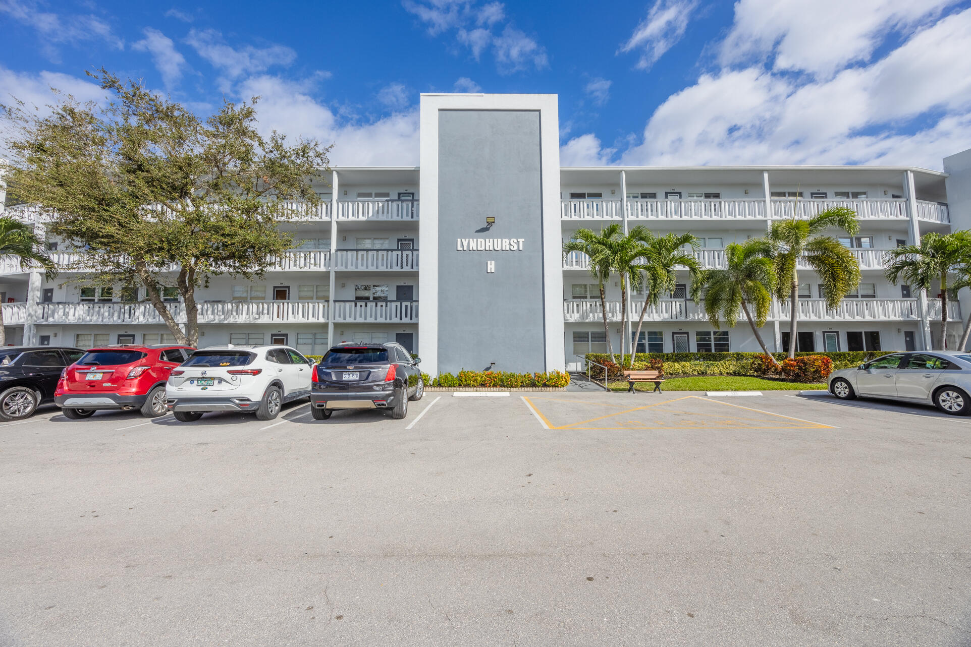 a view of parking area