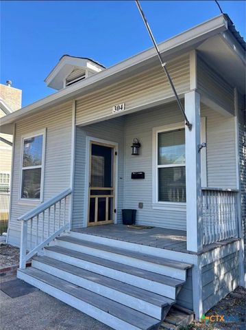 $2,500 | 304 North Guenther Avenue | New Braunfels