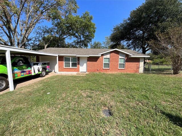 $1,550 | 405 East Pine Avenue | Malakoff