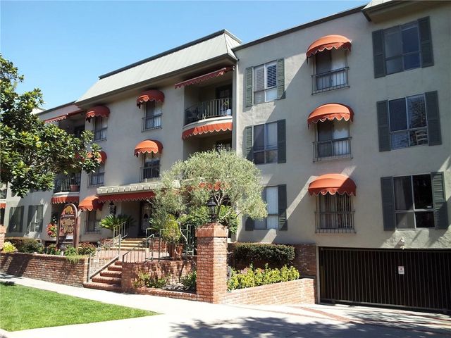 $3,200 | 330 South Mentor Avenue, Unit 135 | Southeast Pasadena