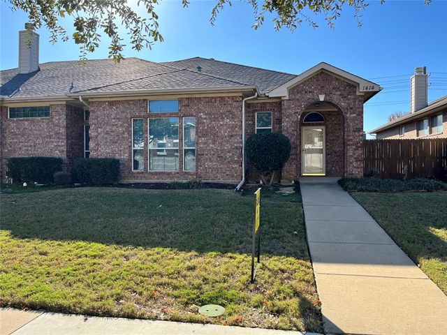 $1,795 | 1414 Poinsettia Boulevard | Denton