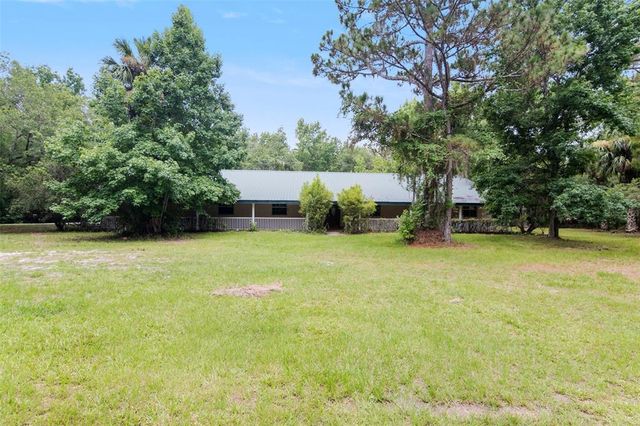 $589,900 | 601 Tabatha Drive | The Cove at Lemon Bluff