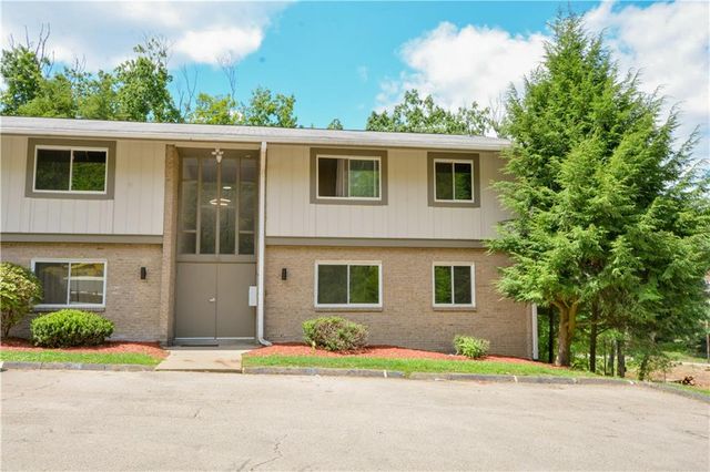 $1,200 | 110 Penn Pleasant Drive, Unit 10 | Allegheny-East