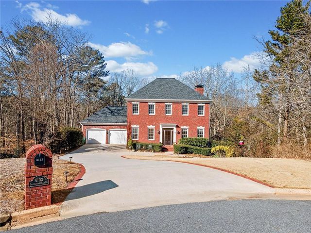 $659,900 | 6103 Governors Walk Drive | Etowah Shoals