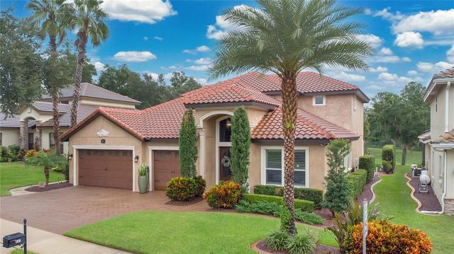 $900,000 | 684 Sanctuary Golf Place | Apopka