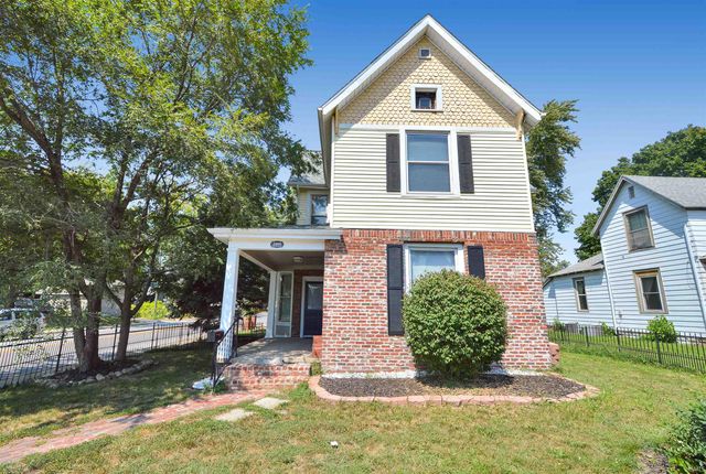 $245,000 | 1800 Greenbush Street | Saint Lawrence McAllister