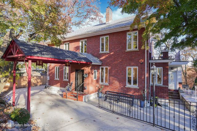 $1,800,000 | 363 Howard Avenue | Grymes Hill