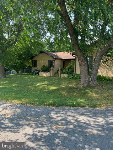 $4,650 | 8012 A Fingerboard Road