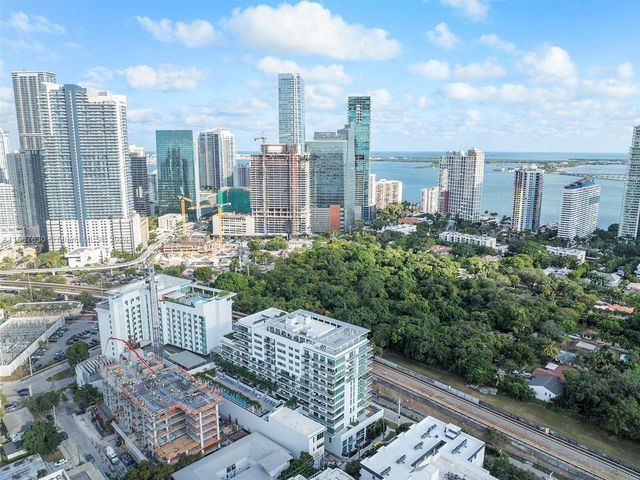 $650,000 | 1600 Southwest 1st Avenue, Unit 814 | Le Parc at Brickell