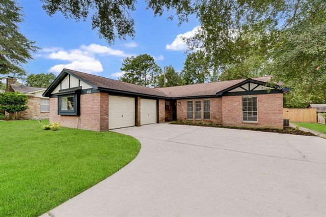 $249,000 | 1717 Crest Hill Drive | Conroe