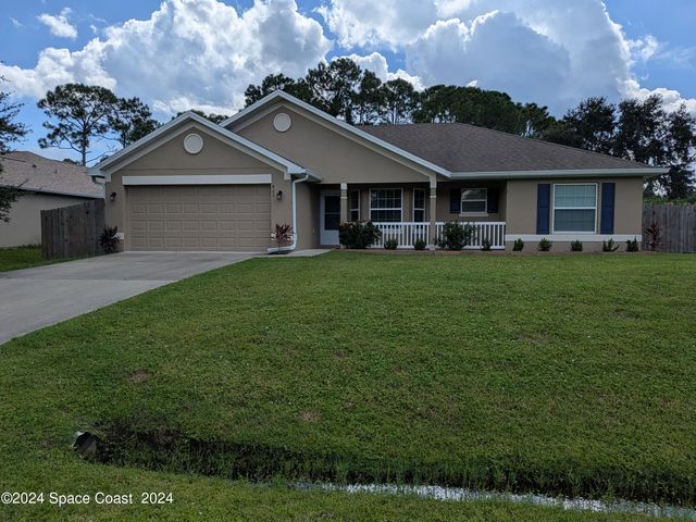 $2,000 | 860 Ravenswood Street Southeast | Palm Bay