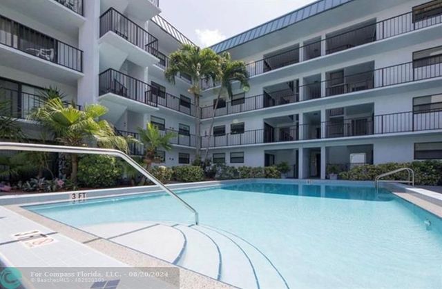 $3,249 | 1975 Southeast 3rd Street, Unit 403 | Deerfield Beach Island