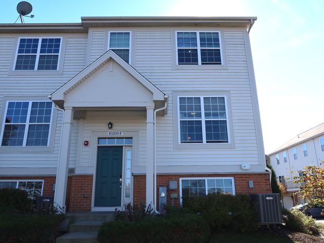 $3,000 | 10200 Camden Lane, Unit F | Bridgeview