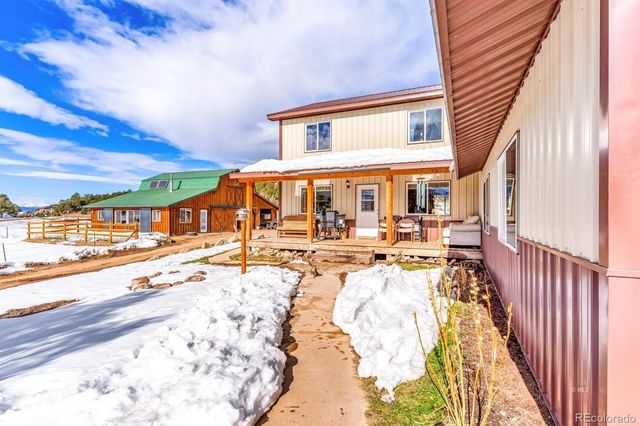 $725,000 | 68600 Highway 69