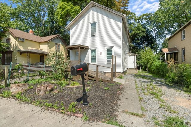 $259,000 | 430 Elmwood Avenue | Niagara Falls East Side