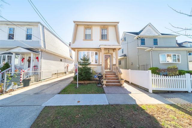 $1,118,000 | 149-16 17th Road | Whitestone