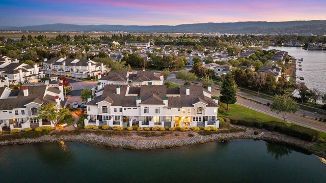 $1,480,000 | 502 Shoal Circle | Redwood Shores