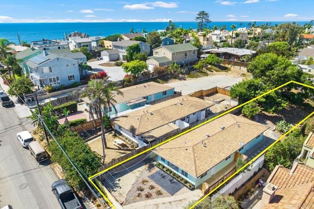 $2,599,000 | 158-60 West Jason Street | Leucadia